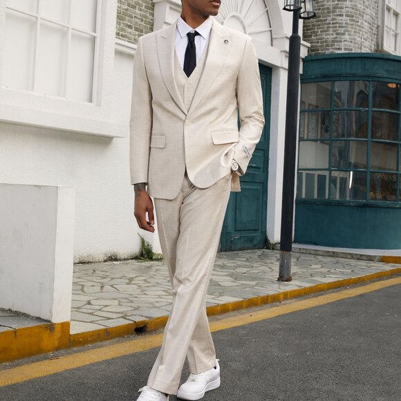 Light Tan Peak Lapel Stacy Adams Men's Suit - Picture 6 of 6